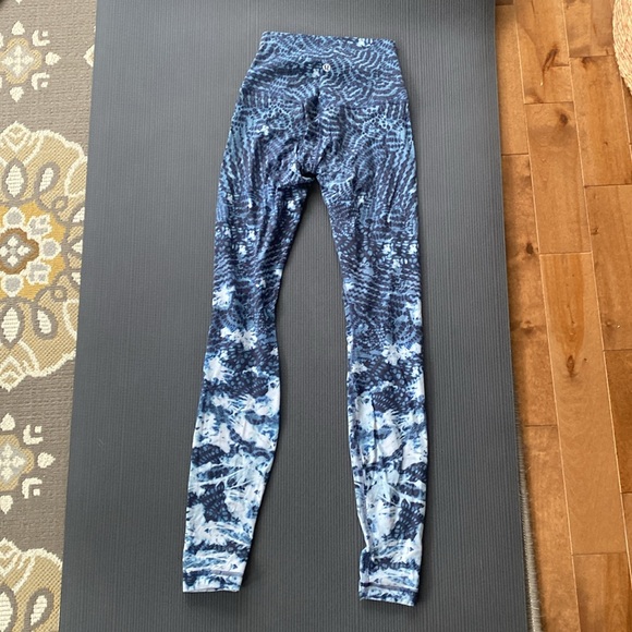 Lululemon align legging - Picture 2 of 4